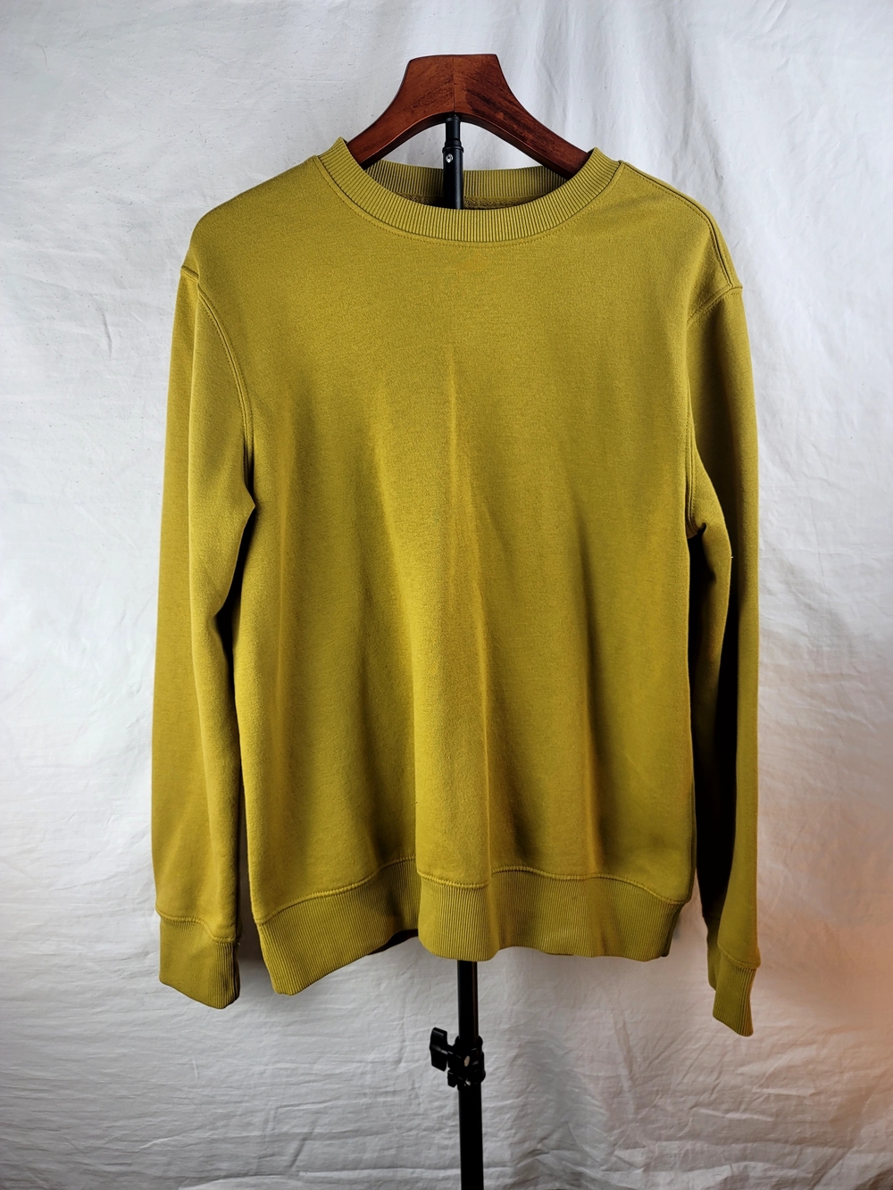 Goodfellow & Co Men’s Every Wear Fleece Crewneck Sweatshirt Medium Mustard Gold